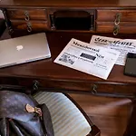 Boutique Palea Poli 4*