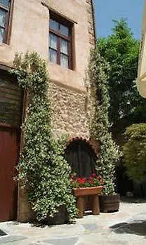 Boutique Palea Poli 瑙萨玛西亚斯