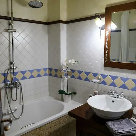 Boutique Palea Poli 酒店 4*