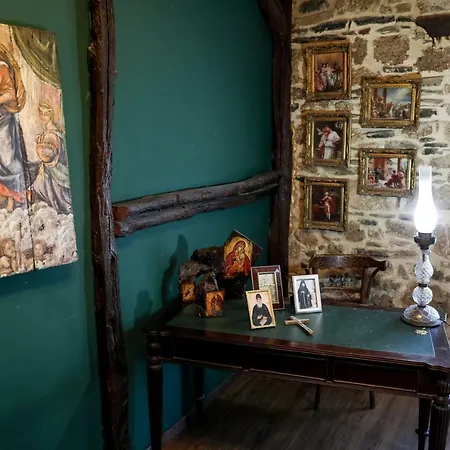 Hotel Boutique Palea Poli 4*