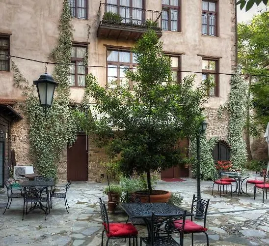 Boutique Palea Poli 4*